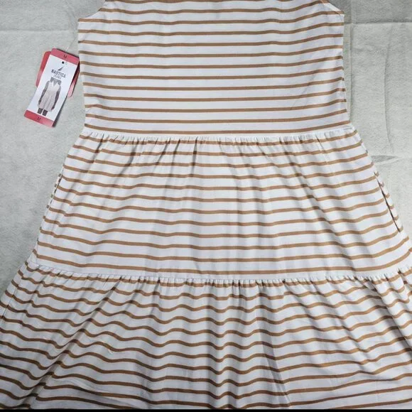 NEW Nautica Jeans Sports Dress - Size Medium - Picture 6 of 8